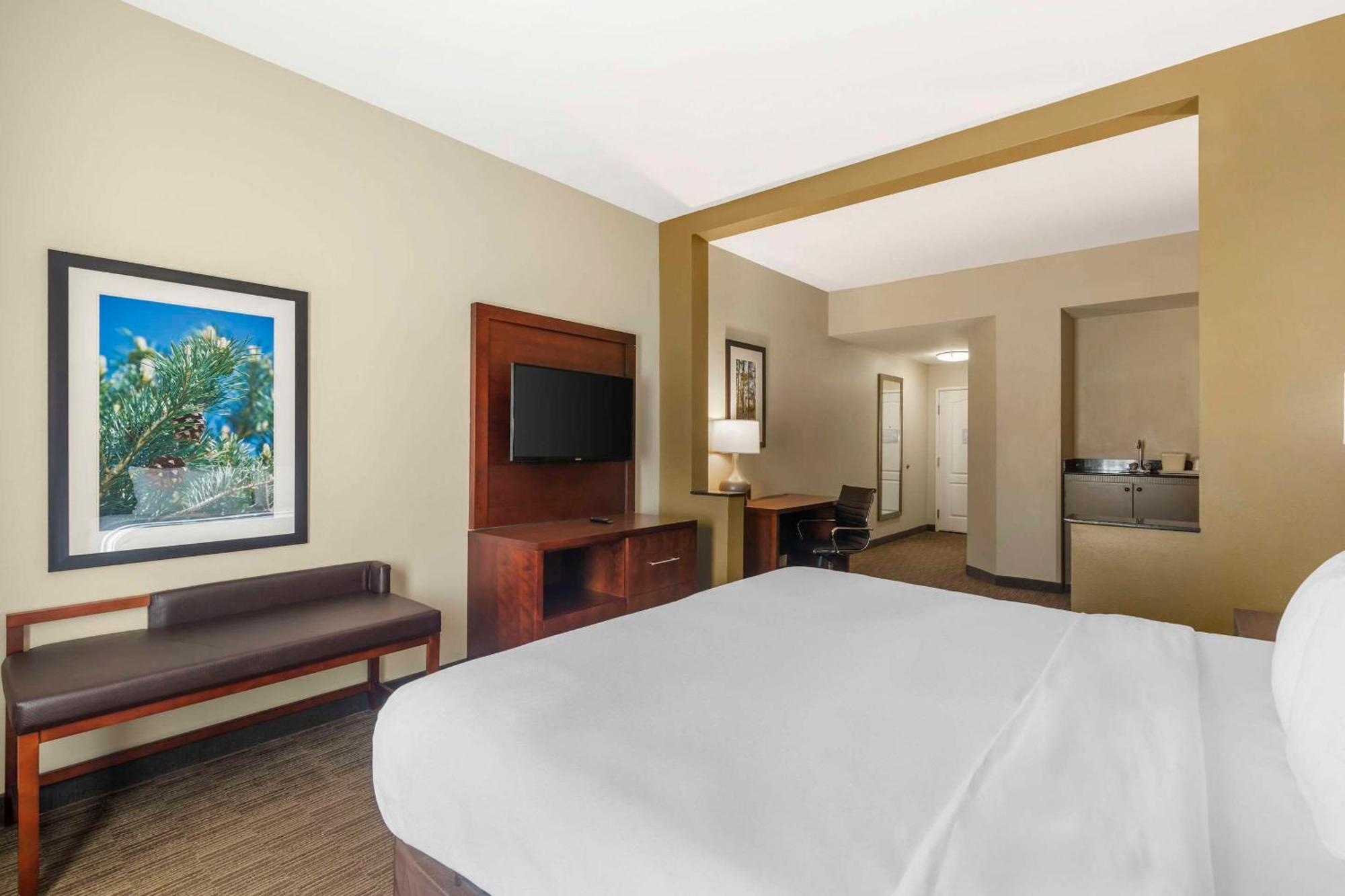 Comfort Inn & Suites Tifton Exteriör bild